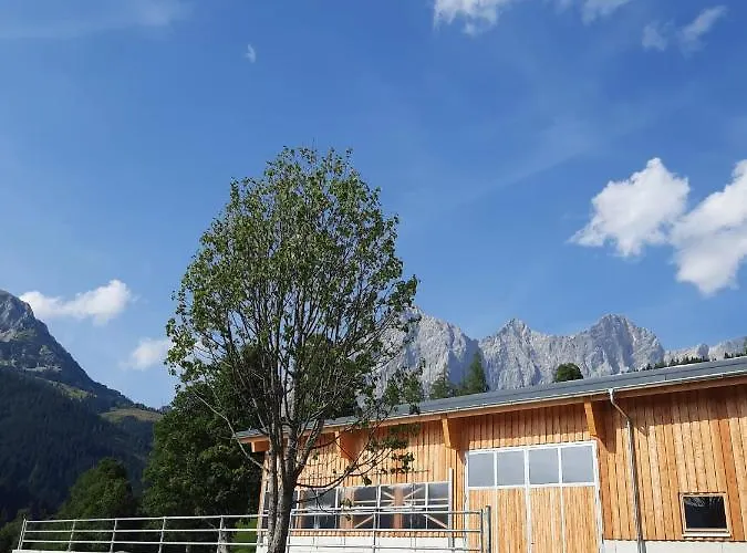 Muehlebnerhof Апартаменты *